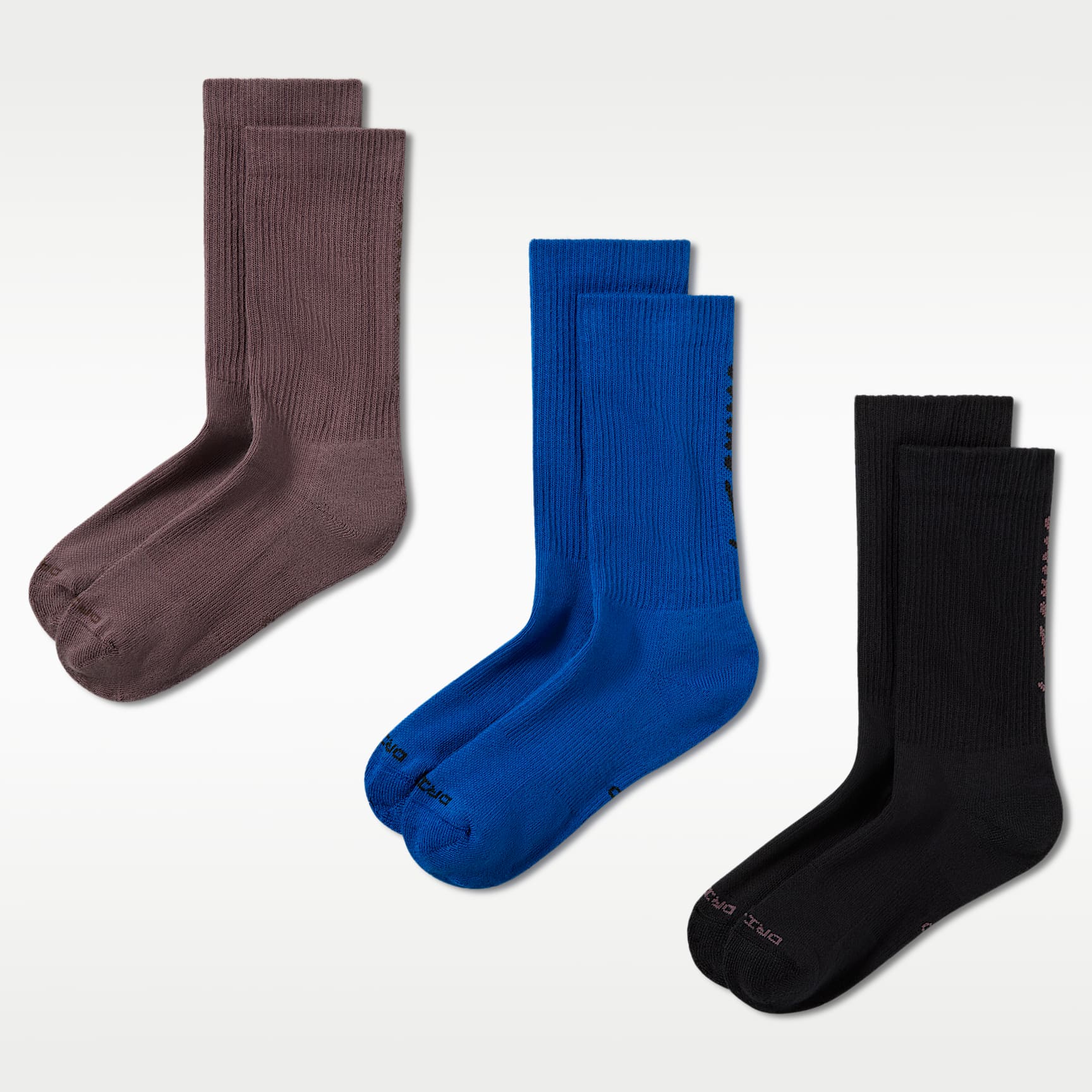 NIKE公式】NikeSKIMS Dri-FIT ウィメンズ Dri-FIT クルーソックス (3足